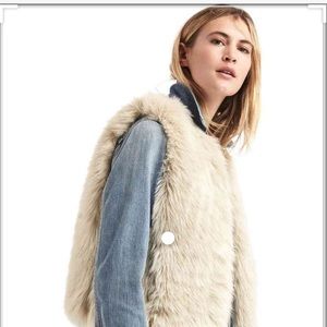Gap faux fur vest